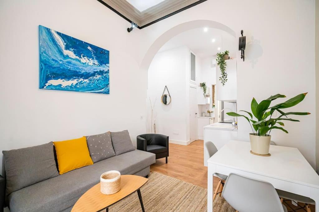 Chamberi - Quiet flat, ideal for families CAS - Housity