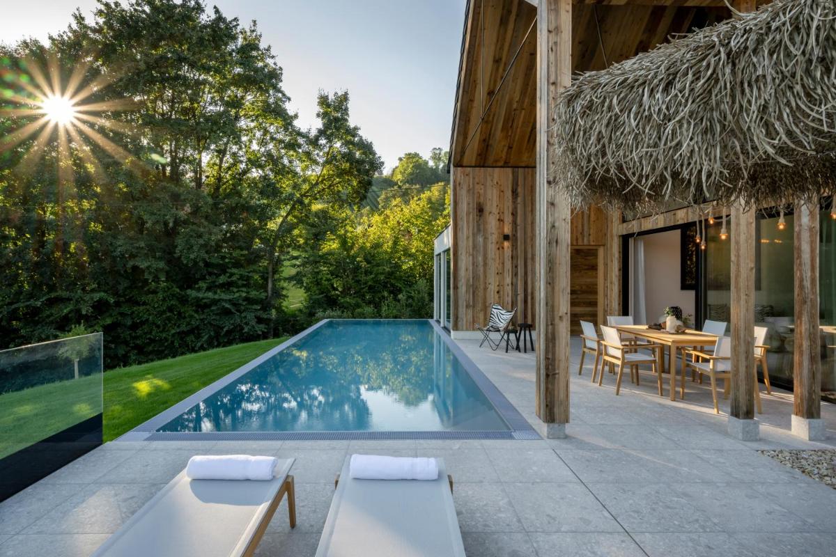 Julianhof Premium Guesthouse & Spa - Housity