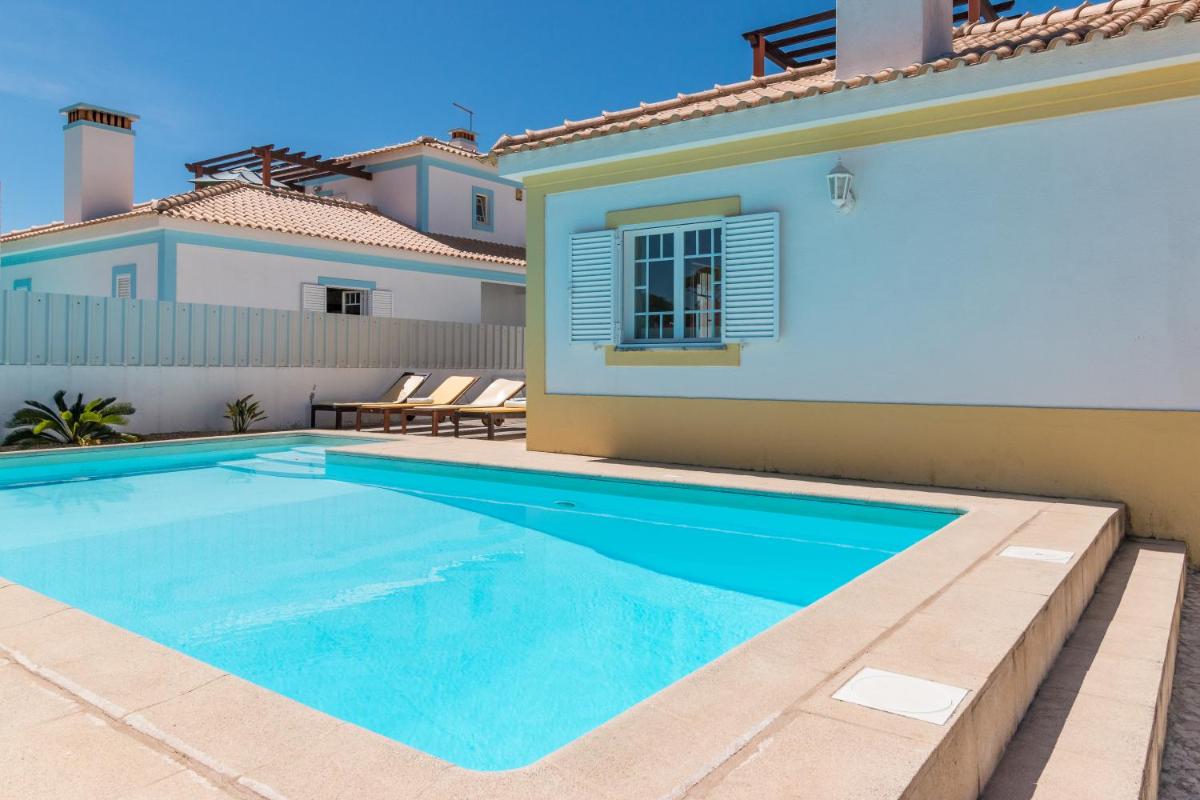 Yellow house - Housity