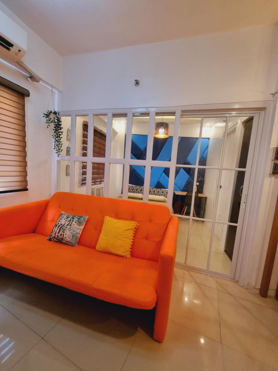Modern Minimalist Condo near Airport - Housity