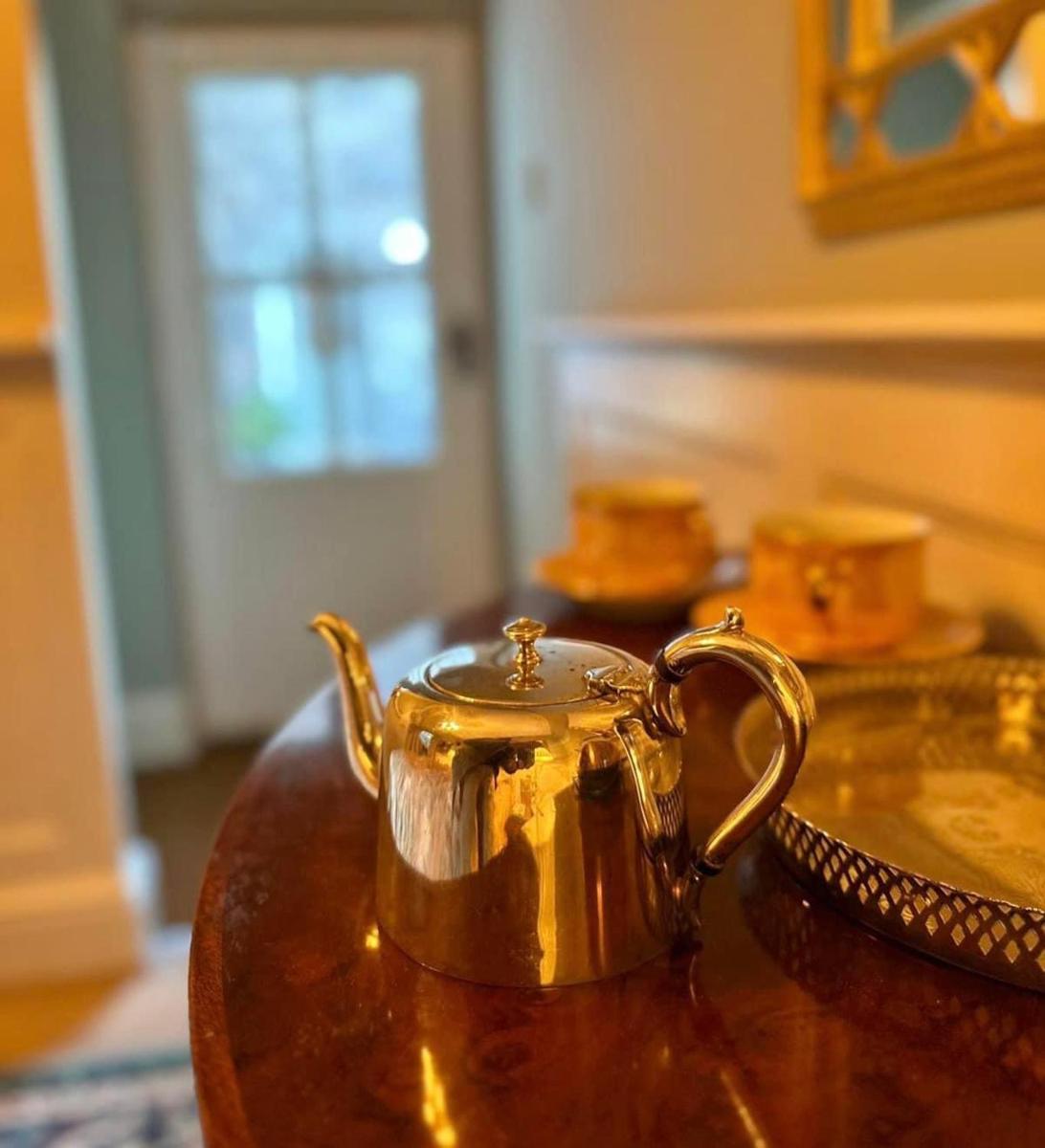 Tan-yr-Ogo Gate Lodge, Gwrych Castle - Housity