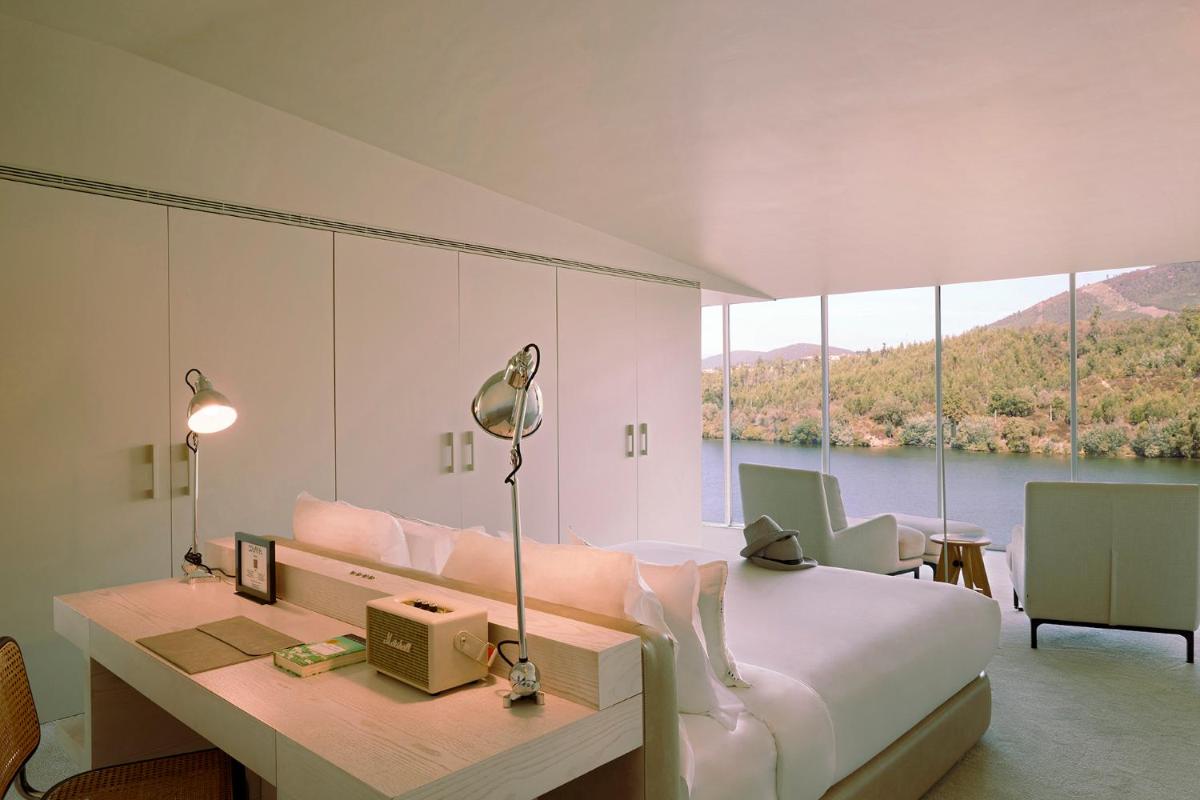 Uma cama ou camas num quarto em Octant Douro