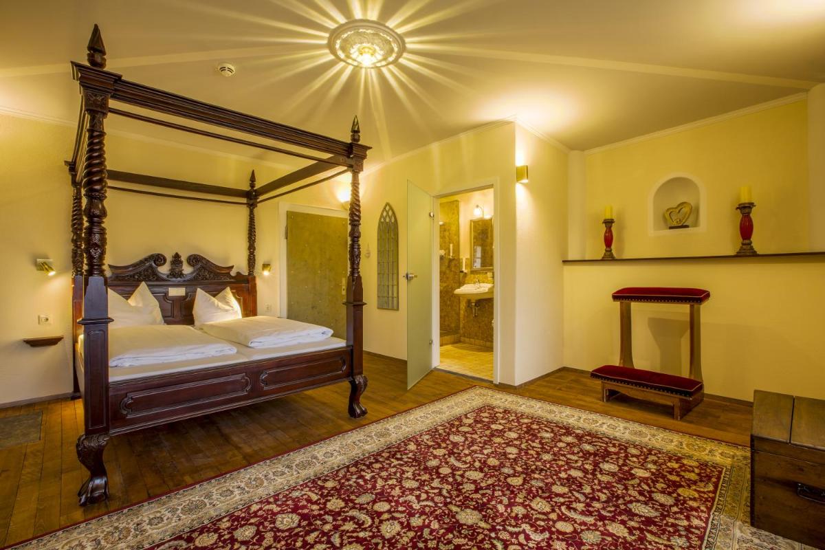 Suitetrails - Knast-Hotel Fronfeste