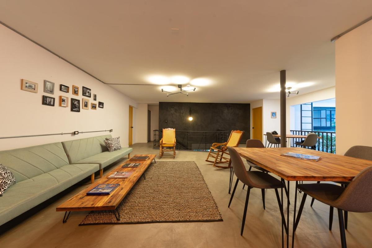 Hostal Boutique Casa Mosaiko Primer Parque - Housity
