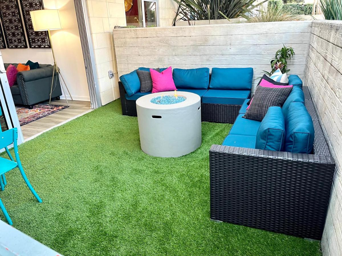 Suitetrails - Beverly Grove Chic City Retreat 2 BR Apt+ Den