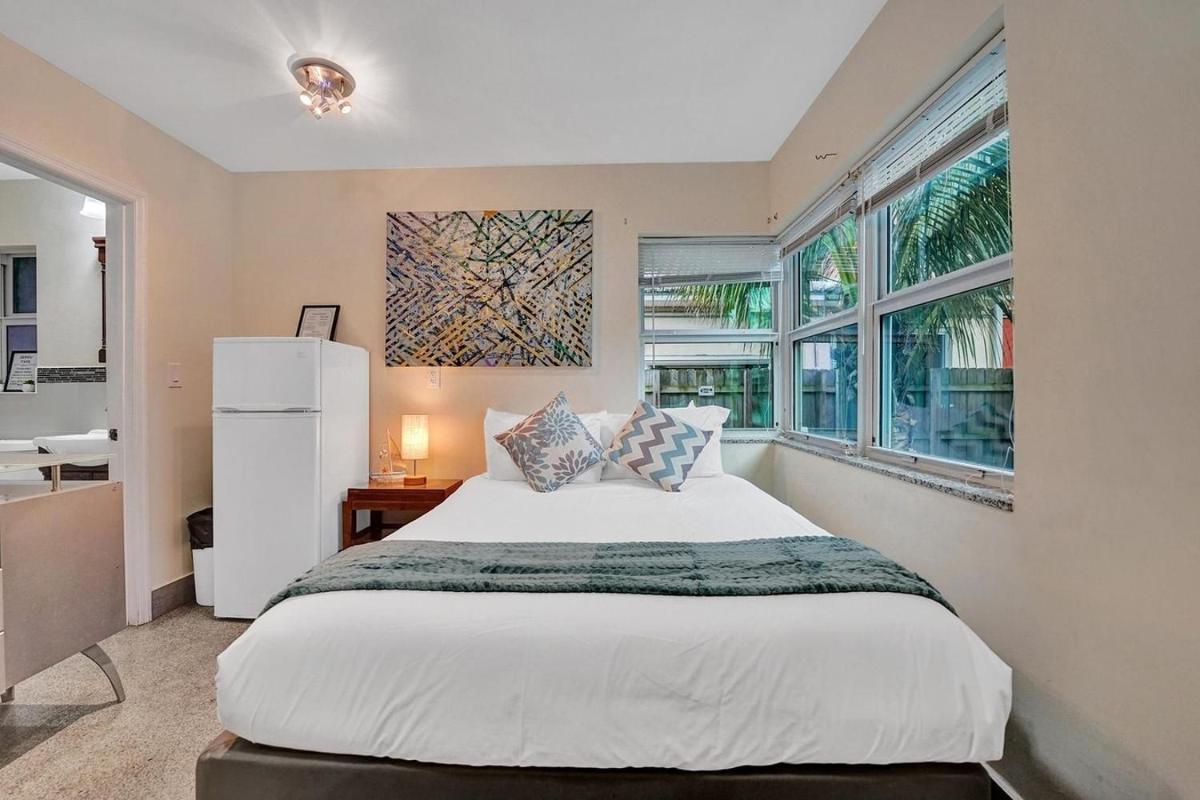 West Lake Park Holiday Retreat Dania Beach - Housity