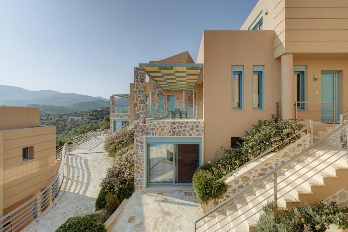 Ouzo Panoramic Houses 1, with private pool - Housity