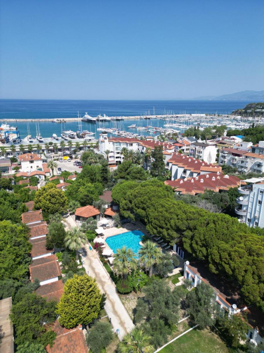Risus Garden Marina Hotel - Housity