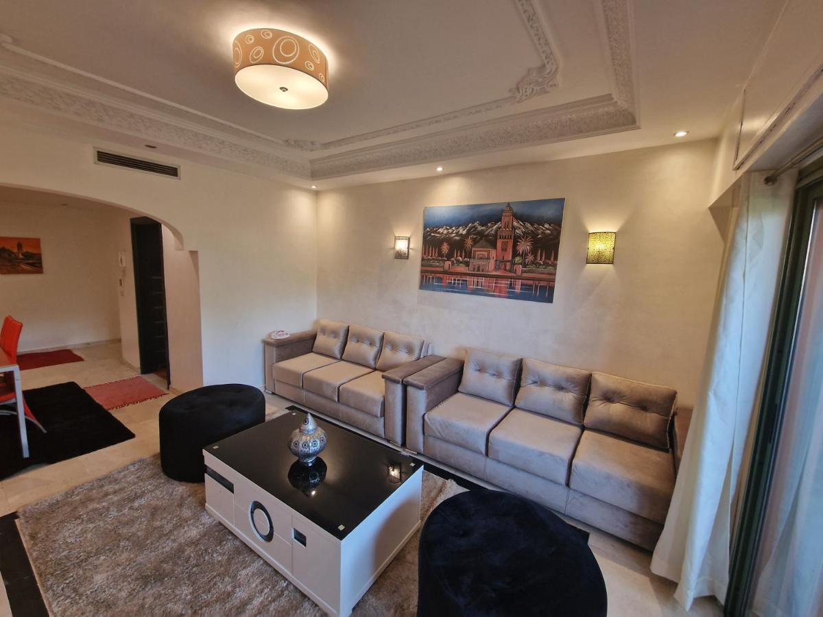 Deluxe apartment in the center of city with free wifi - Housity