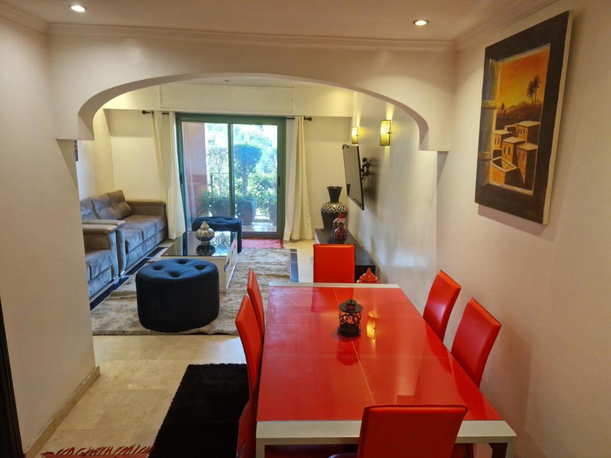 Deluxe apartment in the center of city with free wifi - Housity