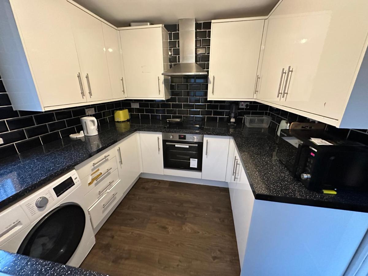 The Griffen Lodge - Housity