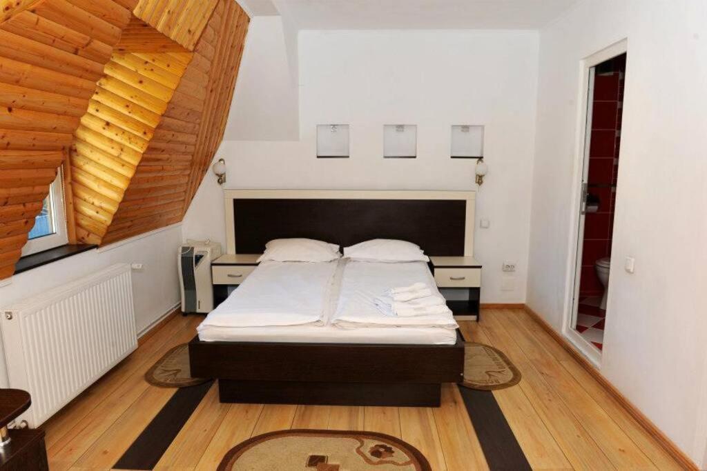 Vila Bradet - Housity