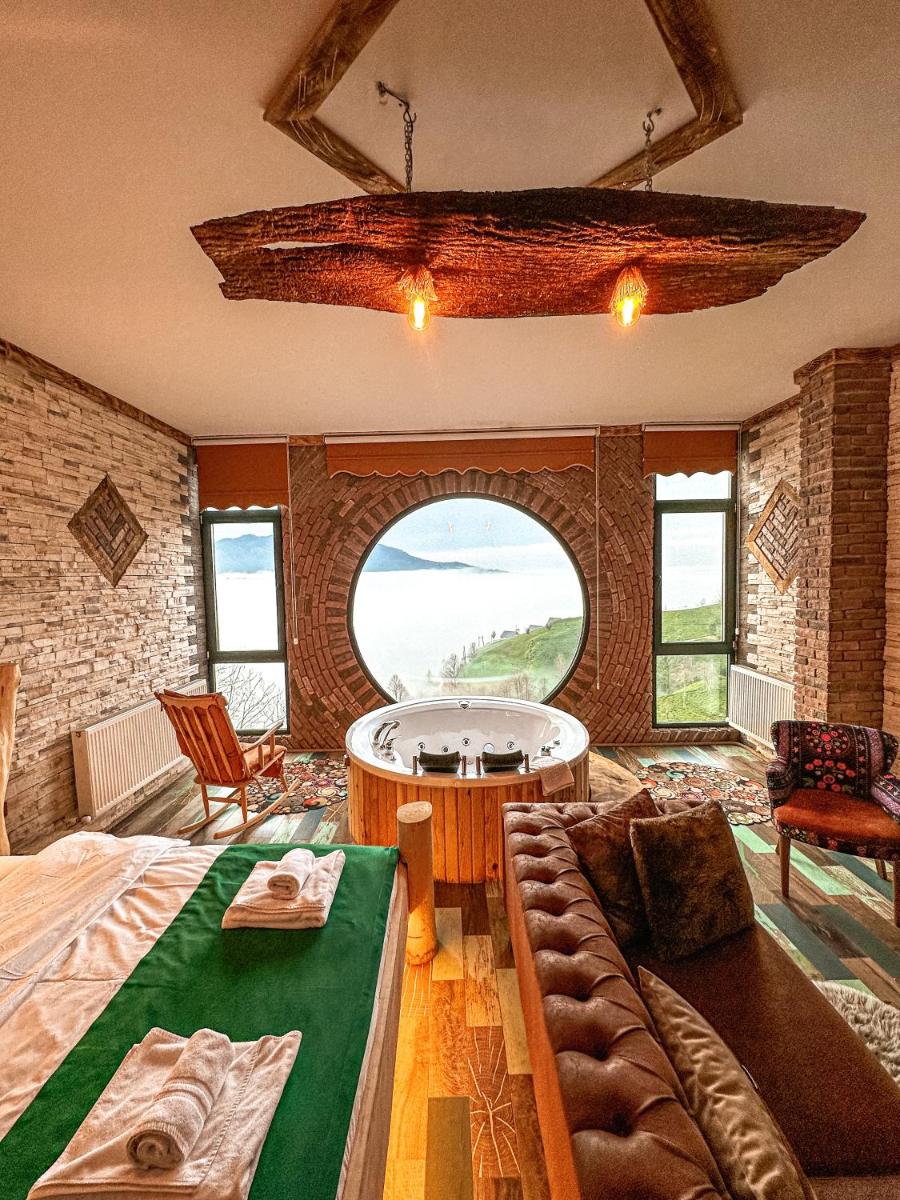 Organic village bungalow - Housity
