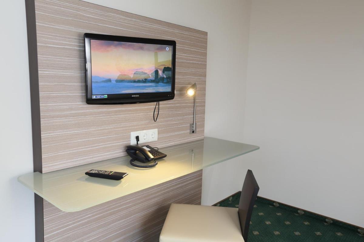 Jeddinger Hof Land- und Seminarhotel - Housity