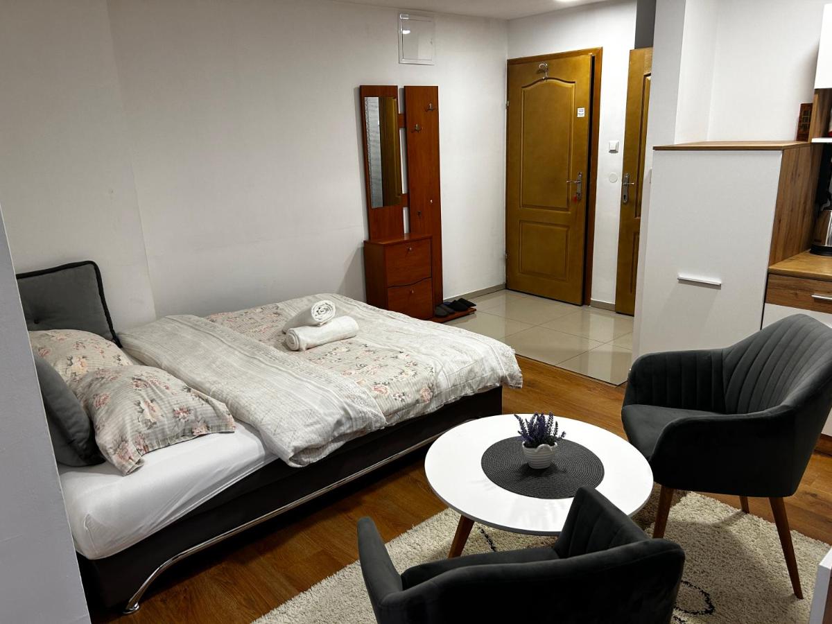 Apartmani Venci Travnik - Housity