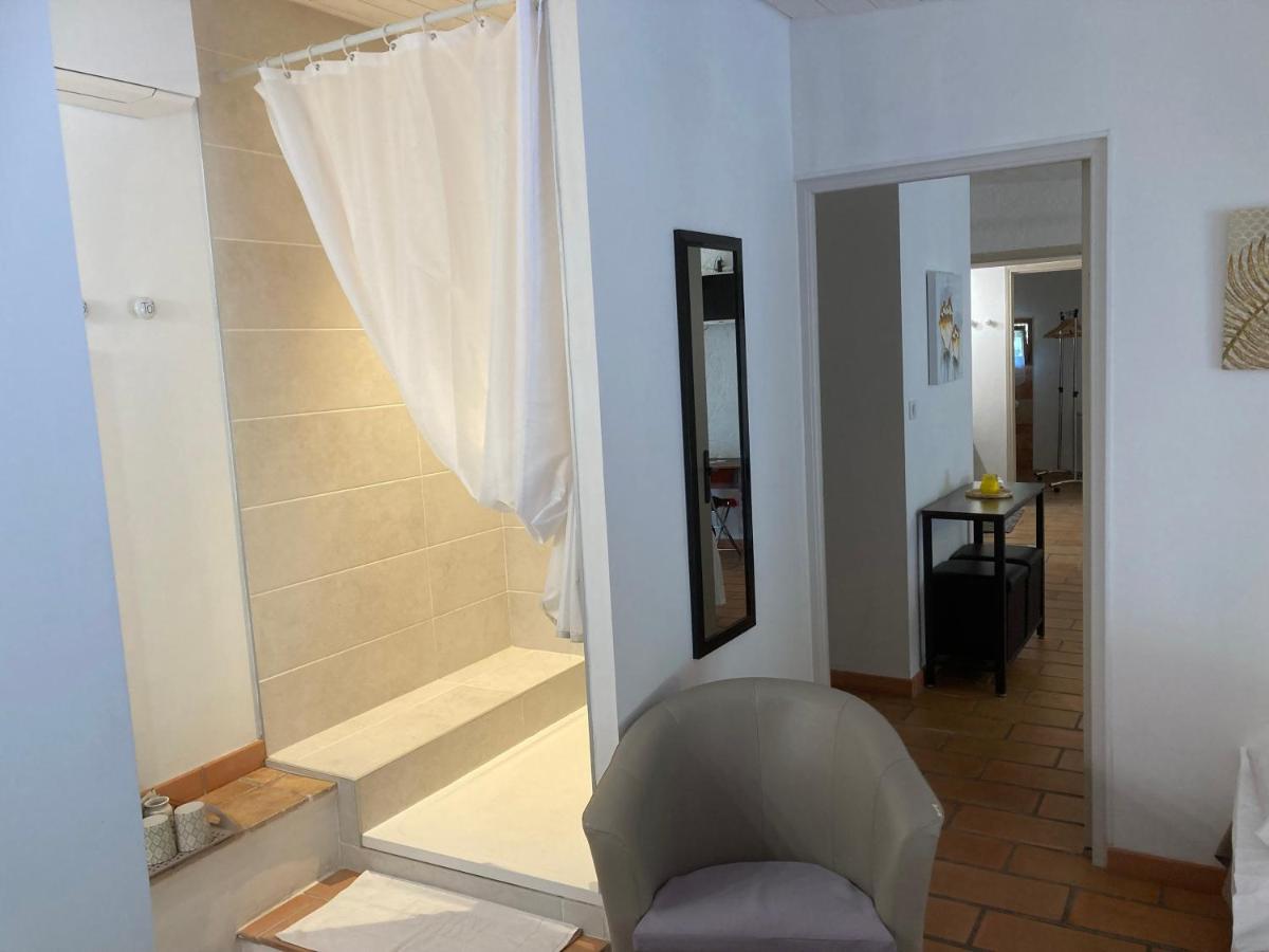 Logis des Magnans - Deux Chambres familiales pour 4 ou 5 personnes - - Housity