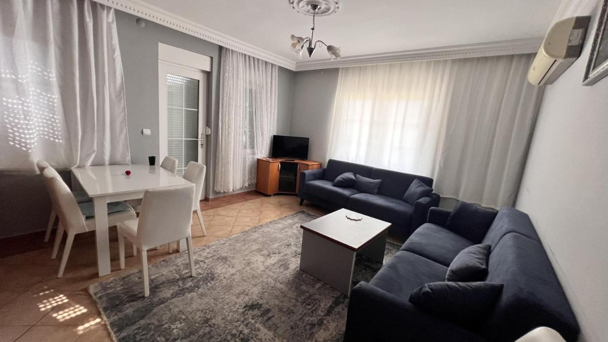 Marina Residence Suit 5 - Housity
