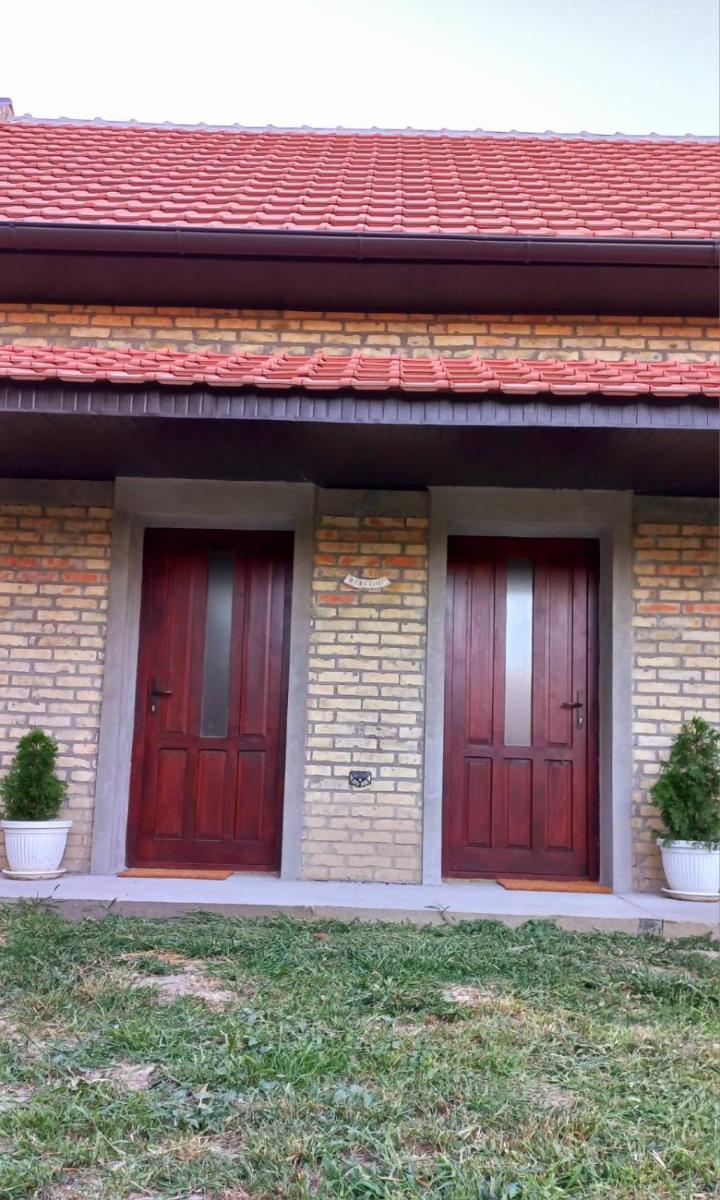 Sobe Palasthy - Hizvo