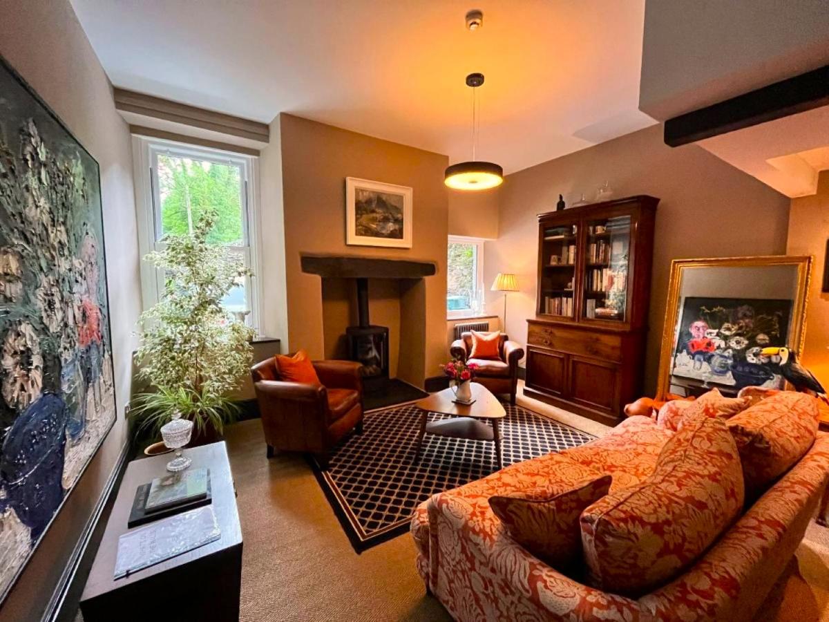 Mary's Court Guest House - Mairlys - Housity