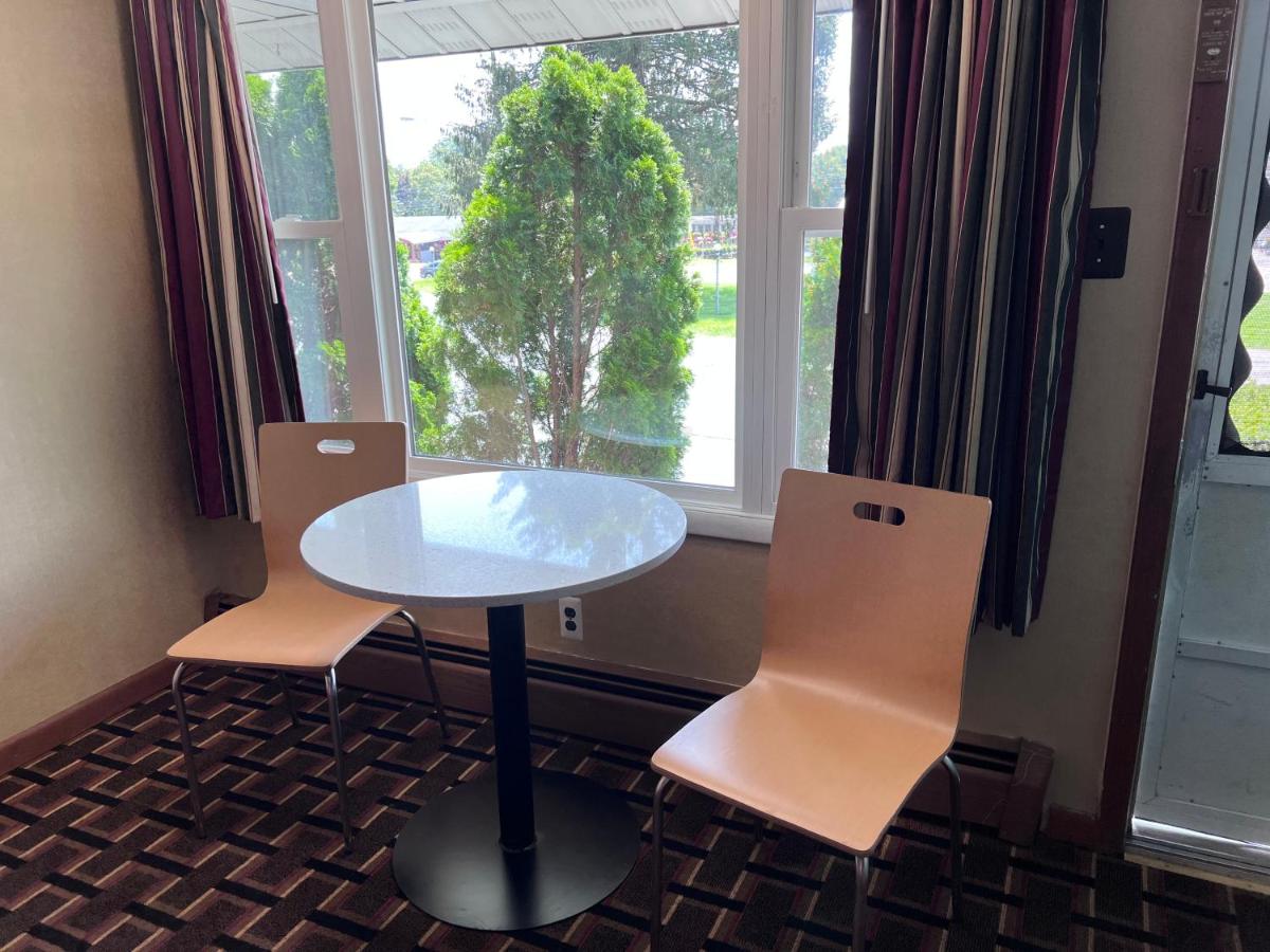 FairBridge Inn Express Milford - Housity