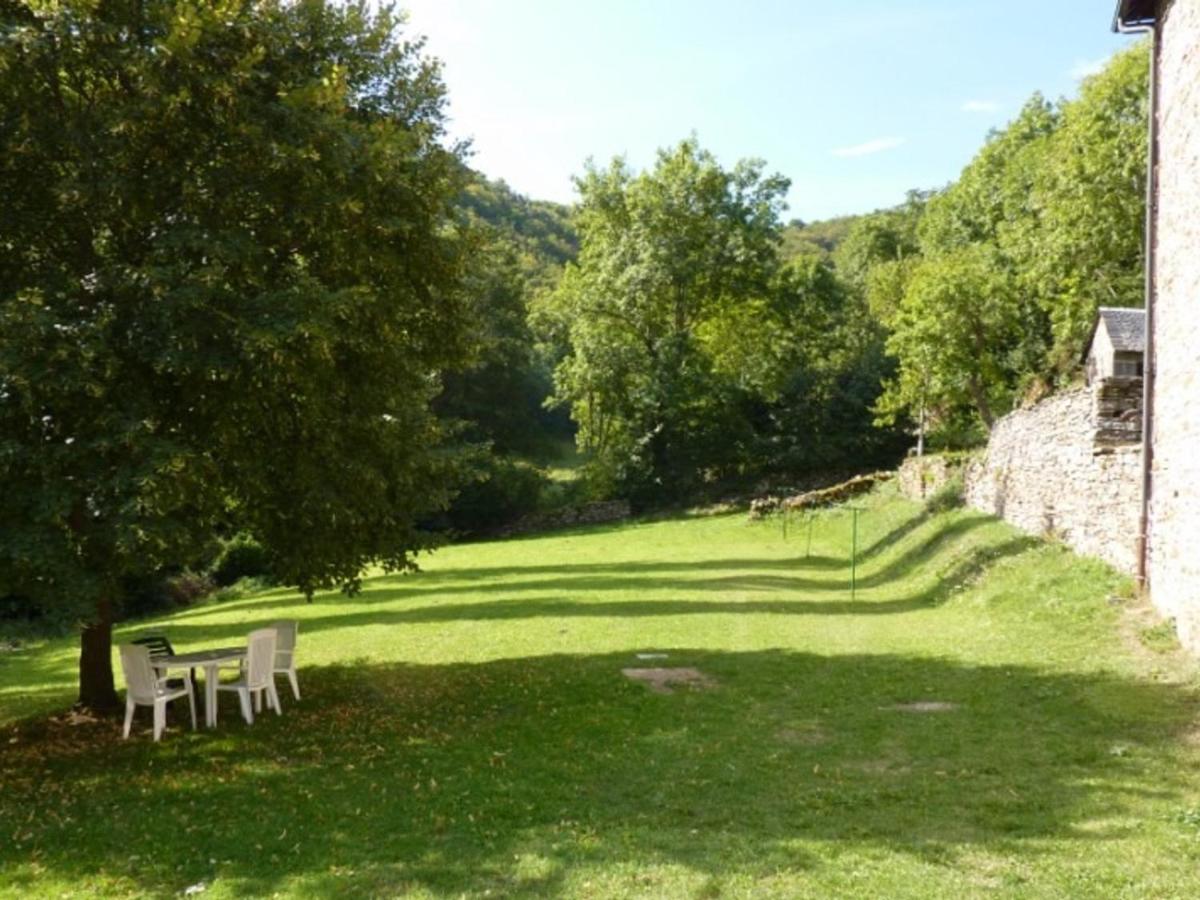 Gîte charmant 4 pers avec jardin, Leyvaux, près Parc Volcans, circuits pédestres, TV, animaux acceptés - FR-1-742-95 - Housity