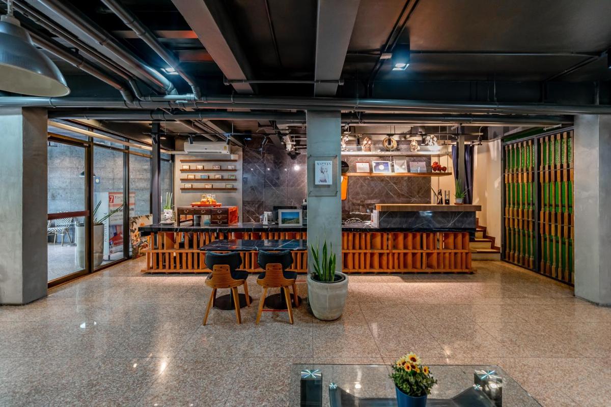 7 Days Premium Hotel at Icon Siam Station - Housity