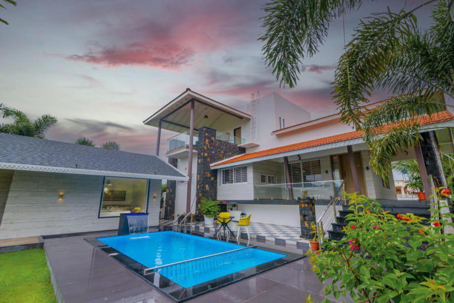 Redhomex Mother Nature Villa - Housity