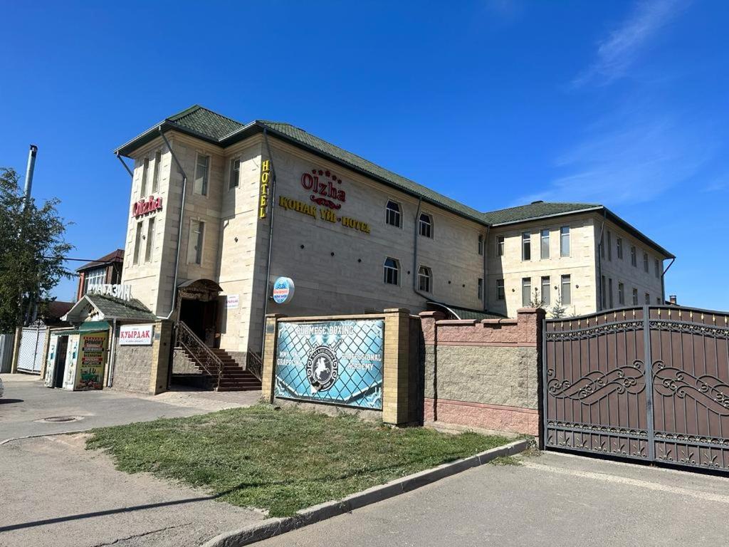 Gostinitsa olzha astana1 - Housity