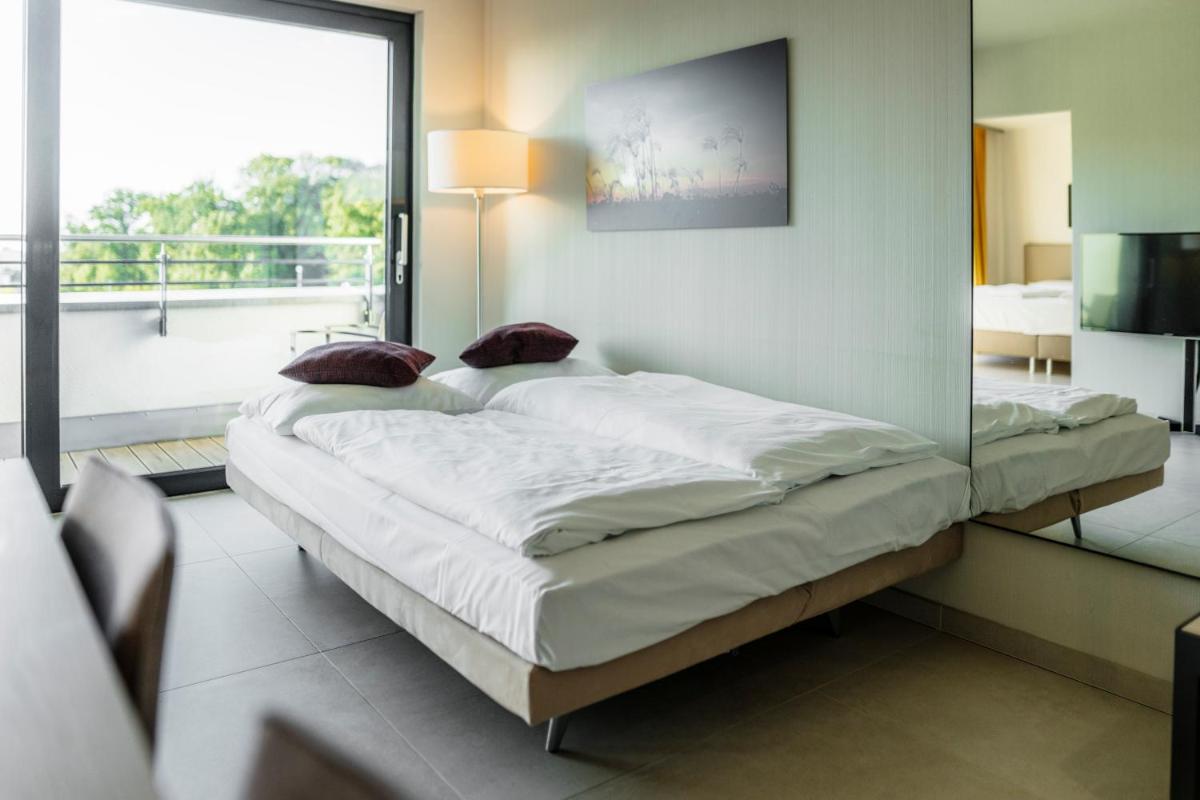 i - PARK Hotel Reichenberg Bed and Breakfast - Housity
