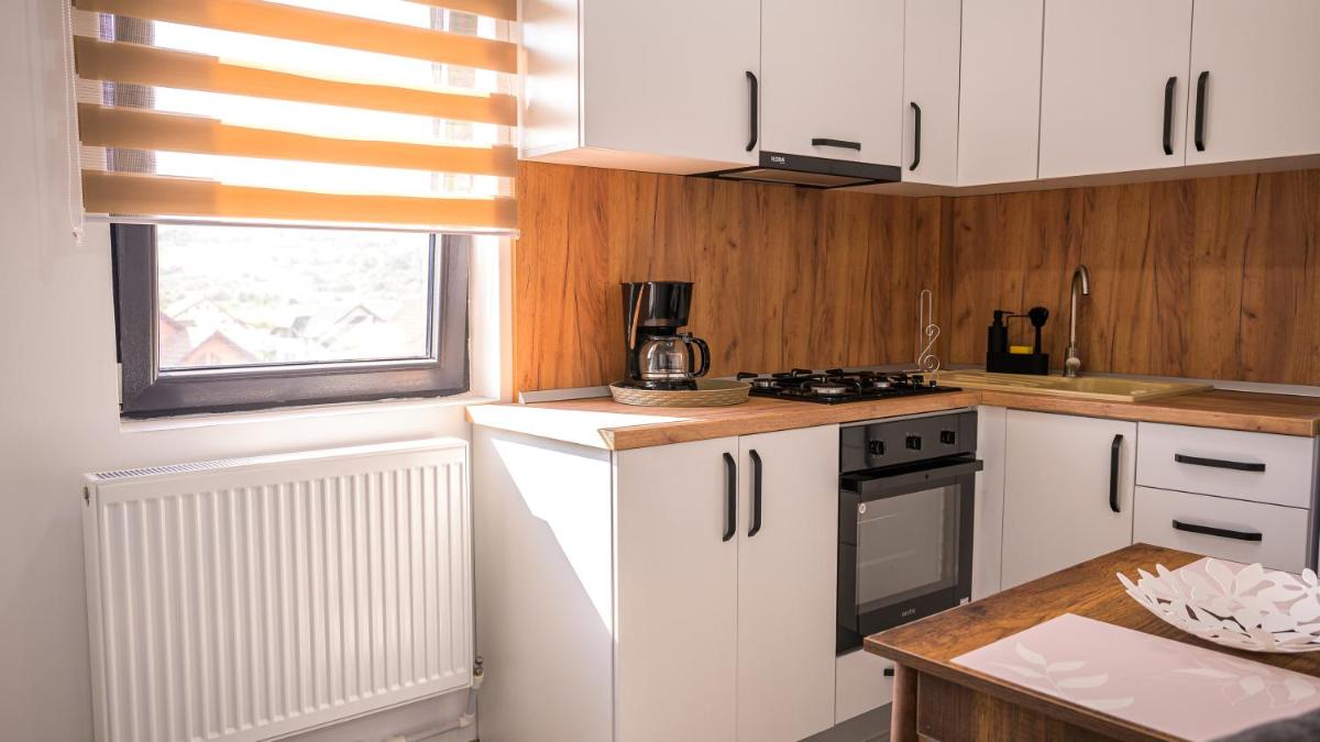 Nina House - Housity