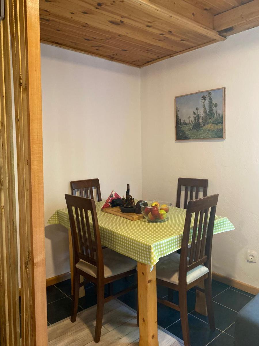 Cute lodge in Zeta - Housity