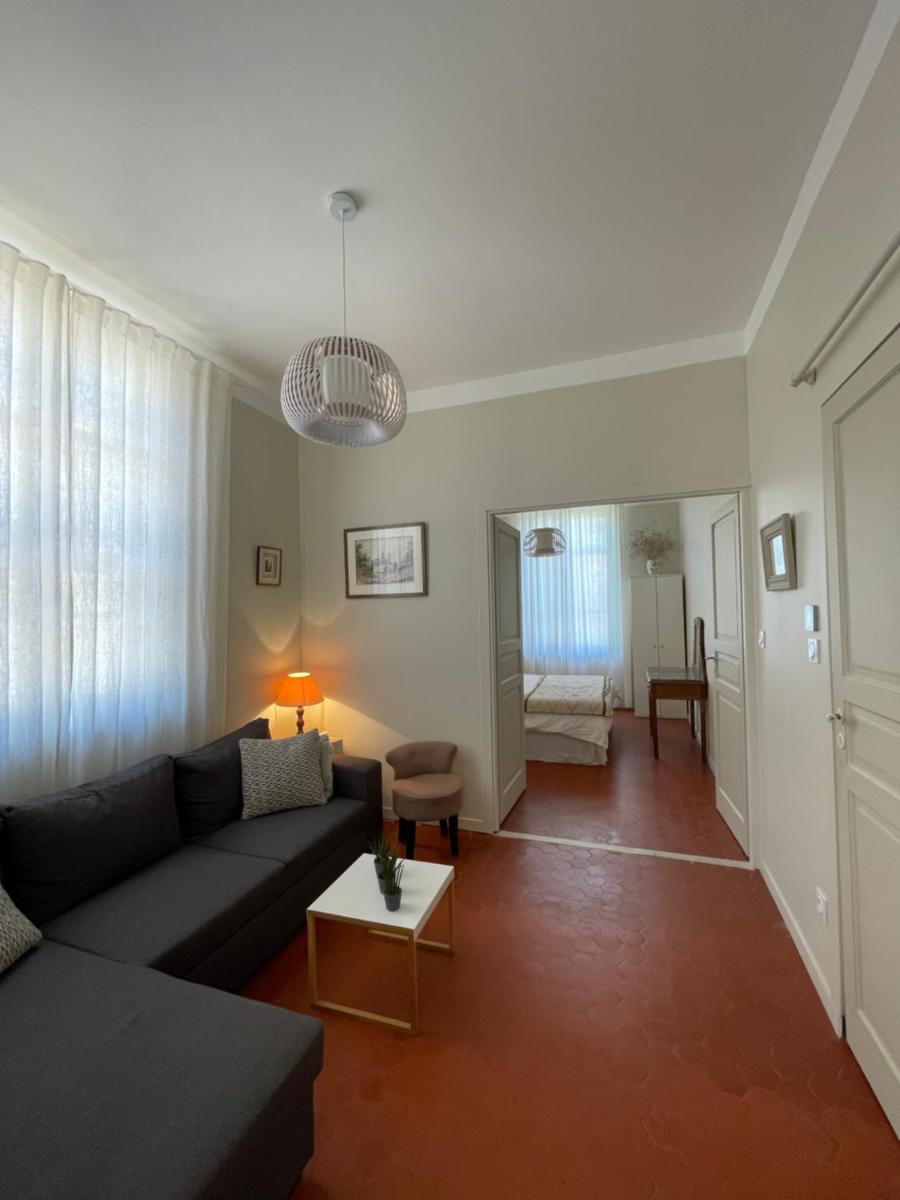 La villa des Amandiers - Housity
