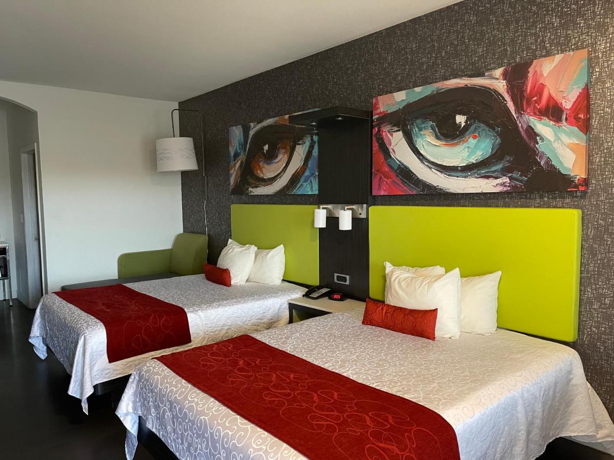 Lindsay Inn - Housity