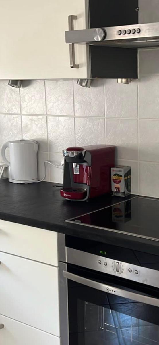 Suitetrails - Spacious and Fully Equipped 3 bedrooms Flat 10mins to Airport Free Parking Luxembourg Top Customer Service