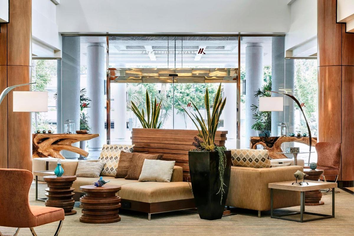 Torrance Marriott Redondo Beach - Housity