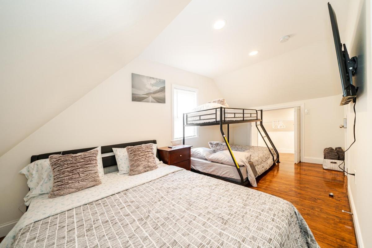 988 New! Boston Bliss - Cozy & Lovely Getaway - Housity