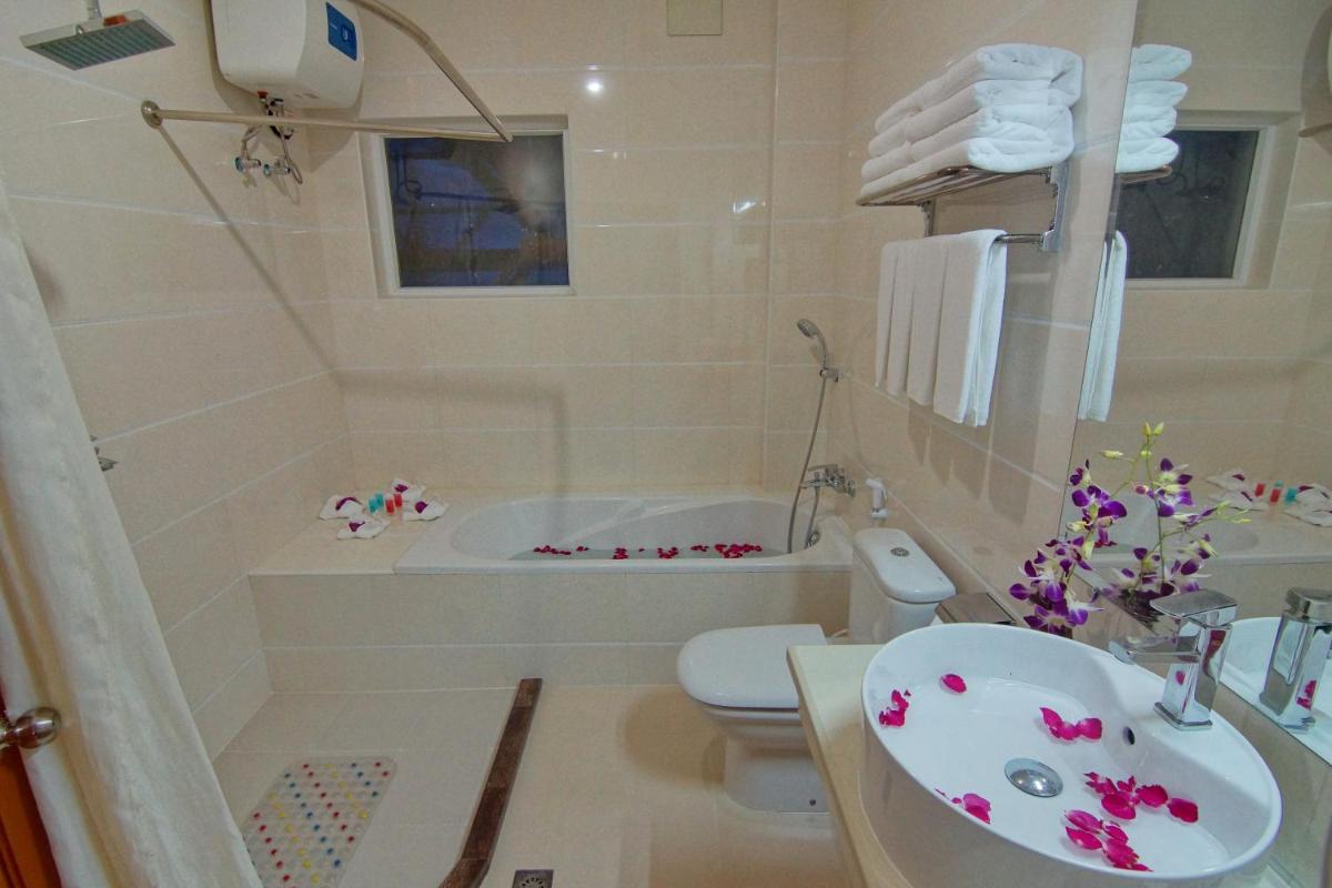 Suitetrails - Gold Yadanar Hotel