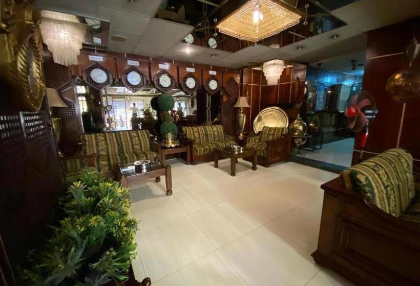 Salvatore Room With Breakfast- Al Dokki - Housity