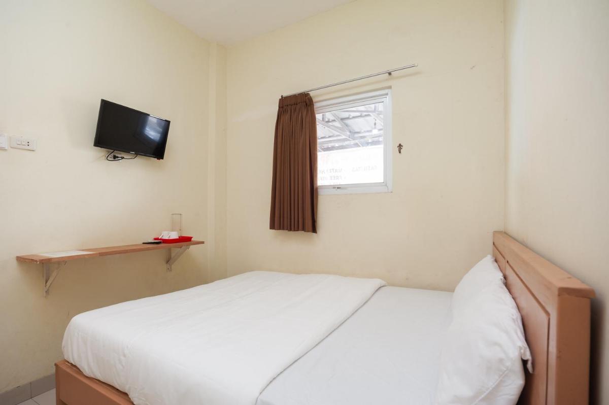 AVA Guesthouse Mitra RedDoorz Lampung - Housity