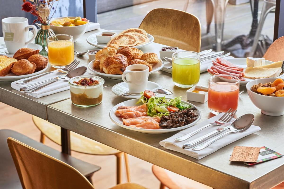 Nourriture dans l'hôtel ou à proximité