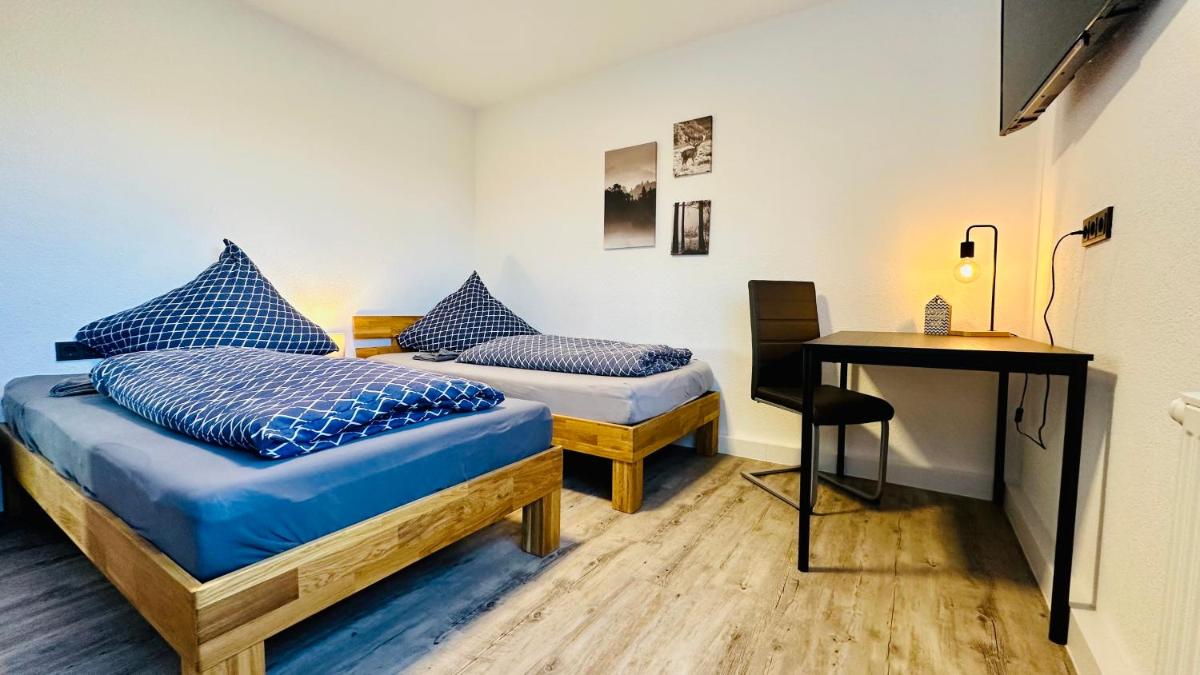 B&W Apartments - Housity