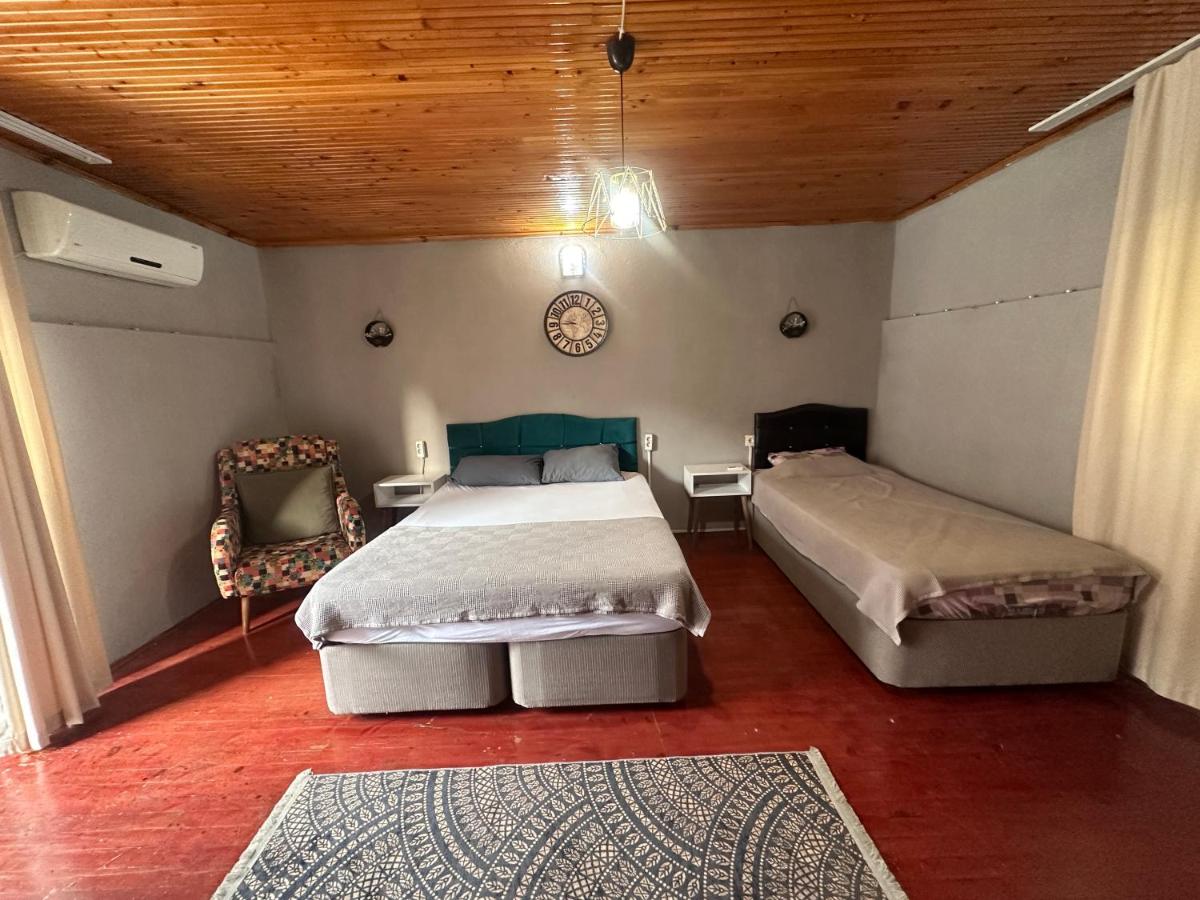 Stone Home Rooms - Housity