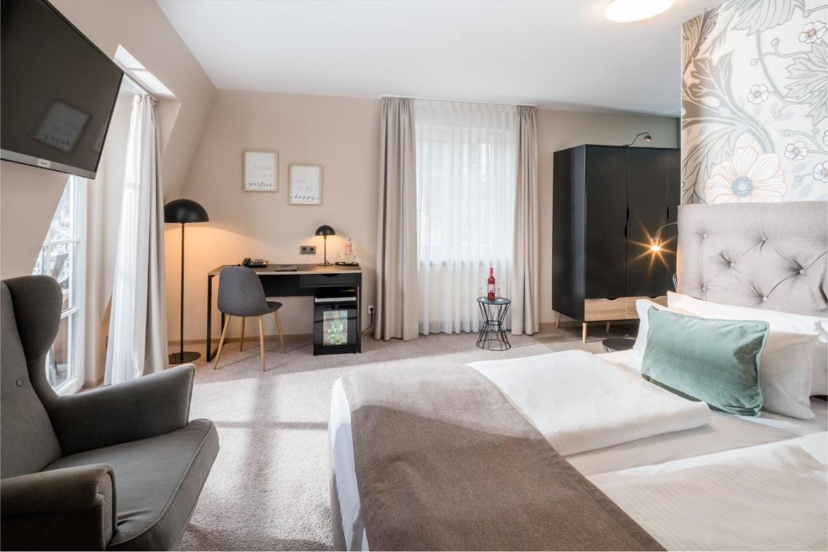 Hotel Germania - Housity