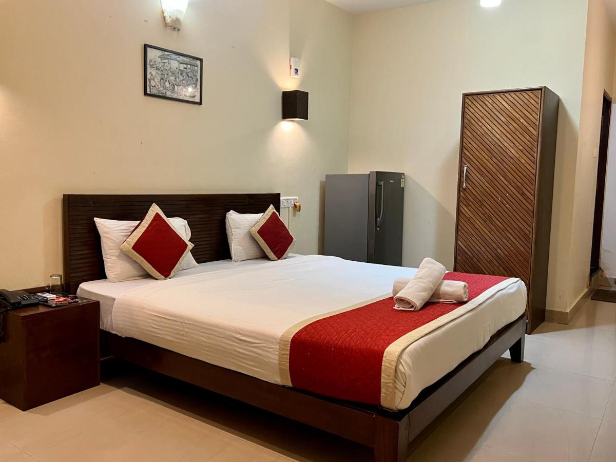 Baga Beach Myron - Housity