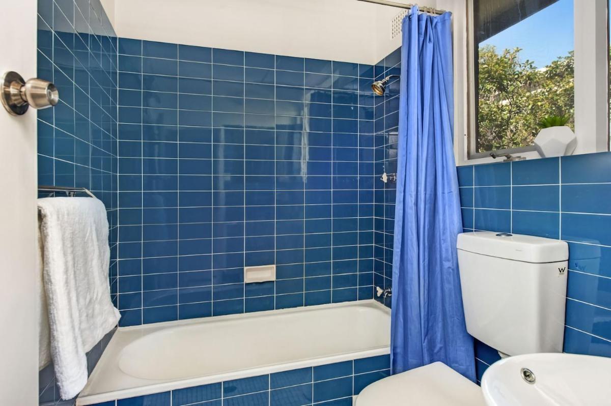 Retro Japanese Masterpiece - Housity