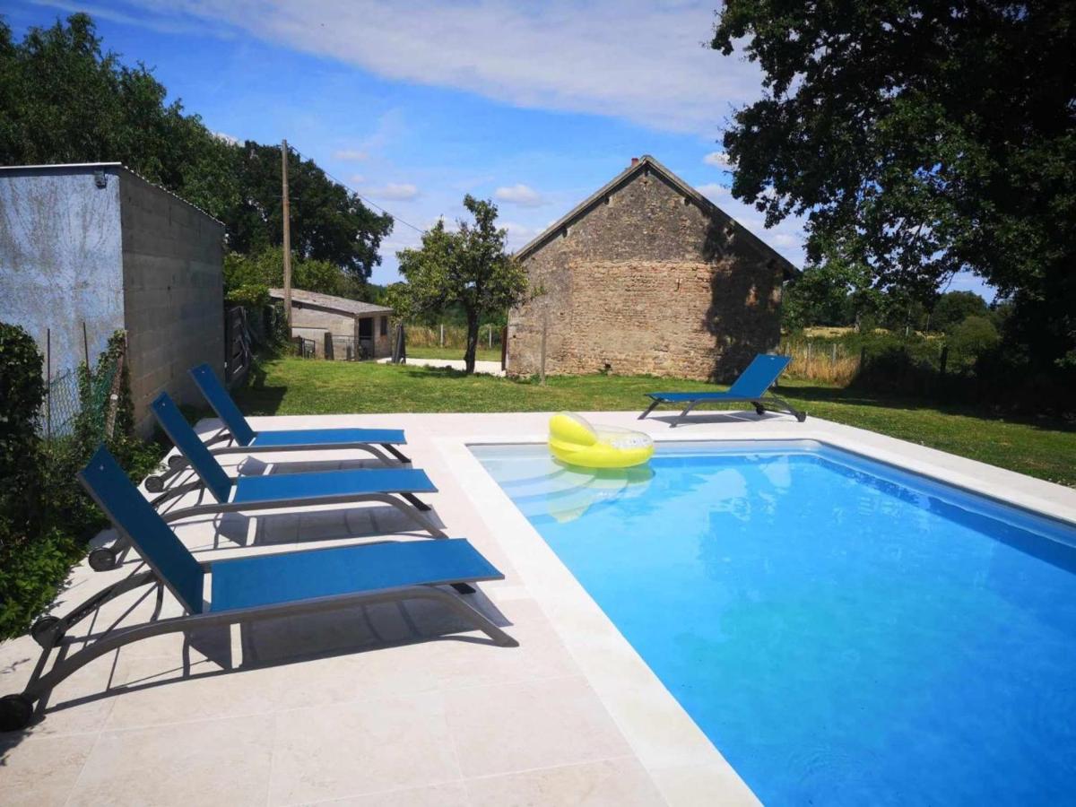 Ancienne bergerie rénovée avec piscine et grand jardin en Auvergne - FR-1-489-411 - Housity