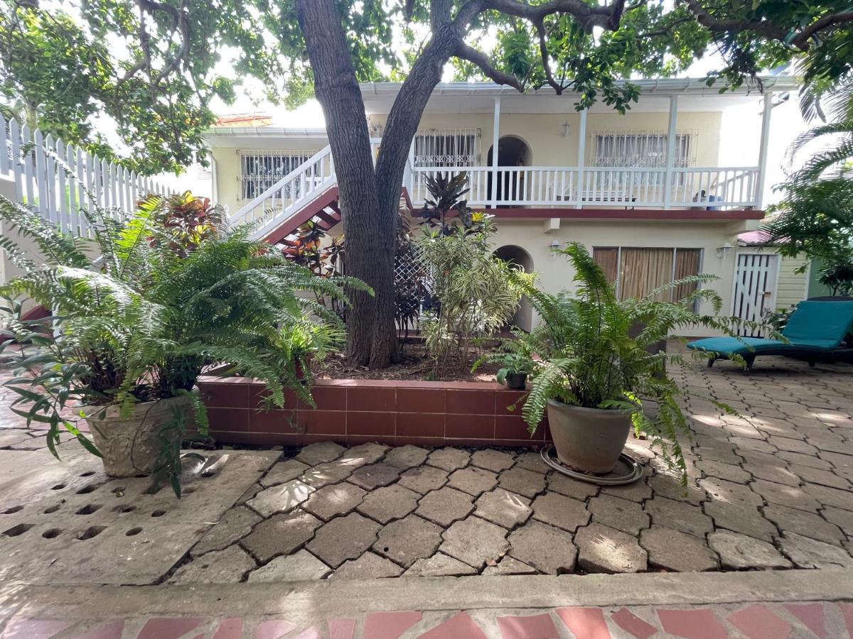 HOTEL MARY MAY INN - Housity