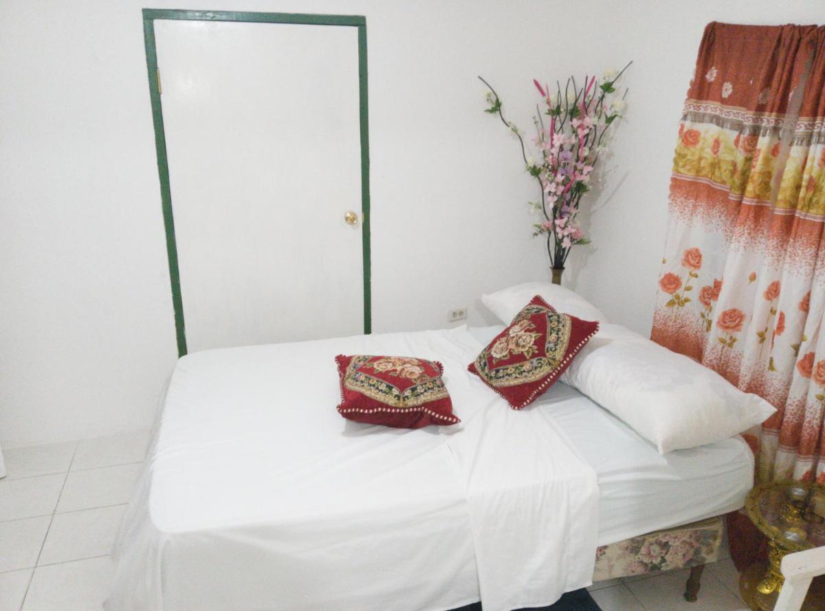 Cozy Family Inn - Housity