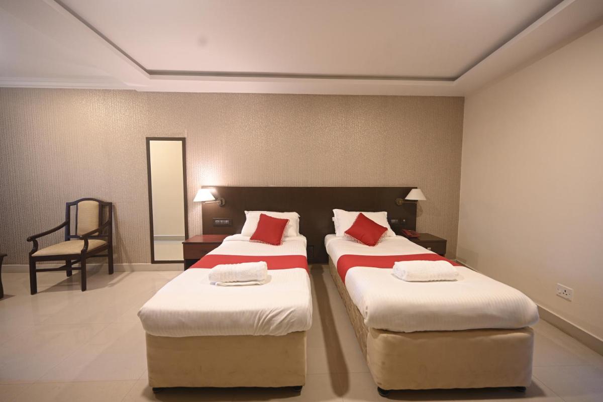 Hotel Bhagavath Gardens - Housity
