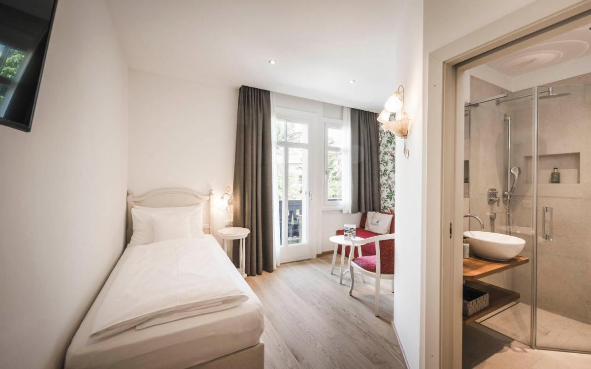 Hotel Villa Kastelruth - Housity